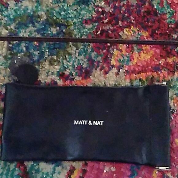 Matt & Nat vegan soft eyeglass or sunglass case - Picture 1 of 4